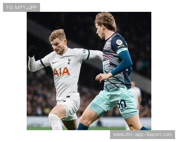 金色侦察机队内最高薪，德甲赛场却难见踪影，金色轰炸机是哪个球员